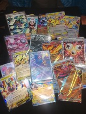Lotto Pokemon 21 Carte, Charizard, Pikachu, Mewtwo, Jolteon, TRAINER FULL ART!