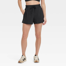 NEW Women's Woven Mid-Rise Shorts 4" All In Motion BLACK SIZE S SMALL NWT 0035