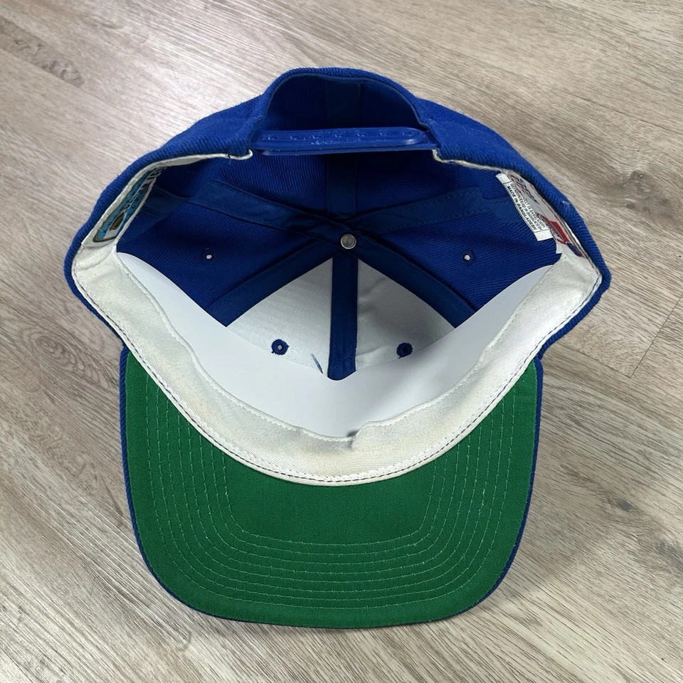 De Colección Especialidades Deportivas New York Rangers Snapback Sombrero NHL Azul Liso Logo Lana Foto 3 de 4