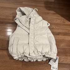 New Lululemon Wunder Puff Cropped Vest Bone Size 6