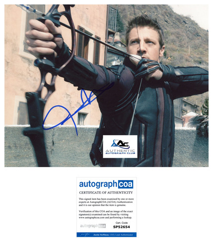 JEREMY RENNER AUTOGRAPH SIGNED 8x10 PHOTO MARVEL AVENGERS HAWKEYE ACOA