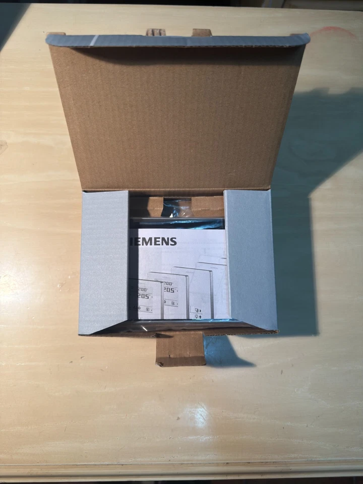 Siemens QMX3.P70-1BSC Sensor Ambiental con Pantalla – Temp/Humedad/Aire – BMS DX - Imagen 4 de 4