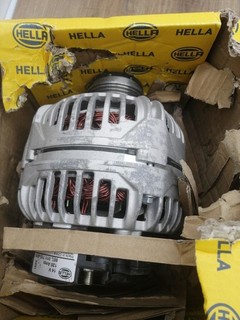 HELLA 8EL 011 710 471 Generator/Lichtmaschine 14V 120A für u.a. VW Passat