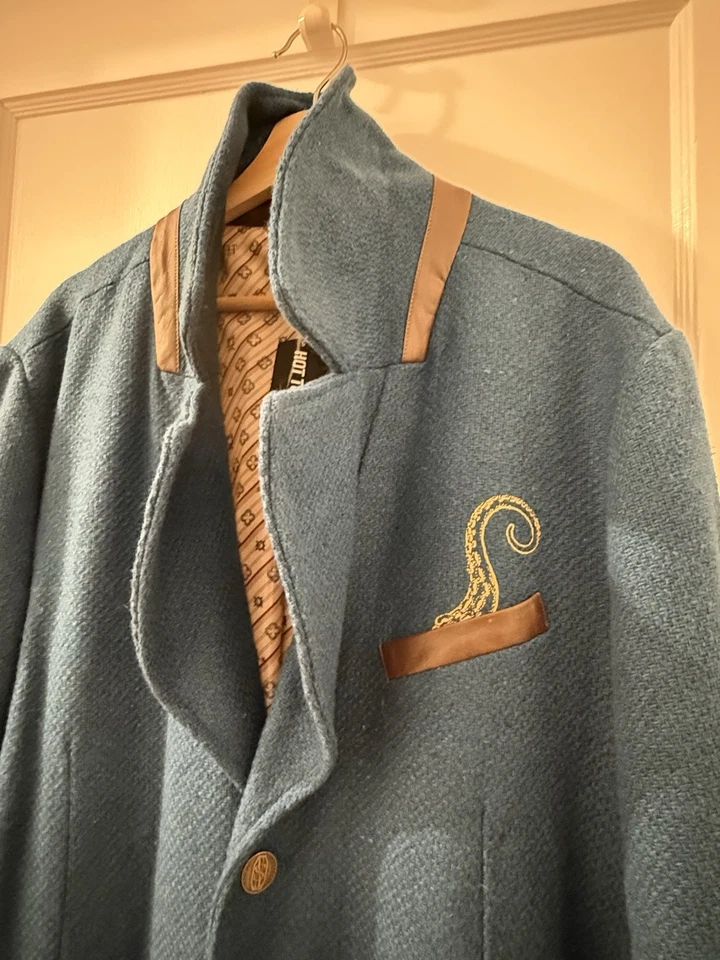 Chaqueta de trinchera temática Animales fantásticos con bolsillos y bonito forro y botones Foto 4 de 4