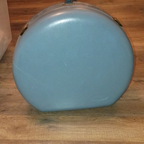 Vintage Round Hard-Sided Blue Hat Box Carry Case w/ Handle & Latches