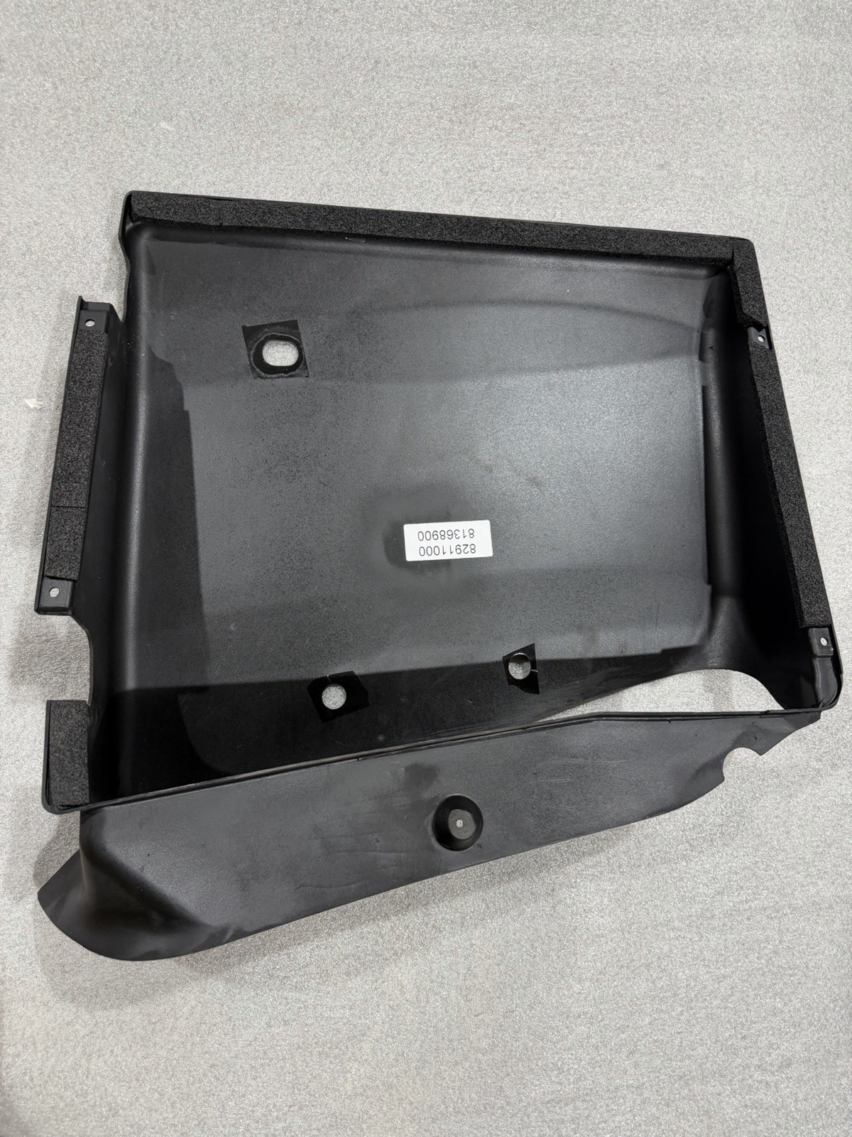 For Ferrari 458 Italia Spider Front Lower Radiator Air Duct Left Driver 82910900