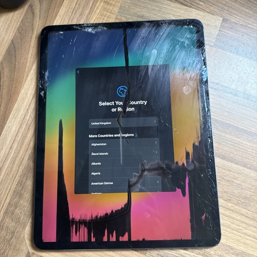 iPad Pro 12,9 pulgadas. 3ª Generación 256 GB Wi-Fi + 4G dañado - Imagen 2 de 3