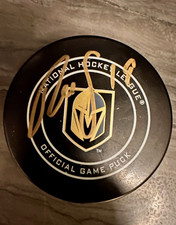 SIGNED! REILLY SMITH #19 AUTOGRAPHED VEGAS GOLDEN KNIGHTS OFFICIAL GAME PUCK