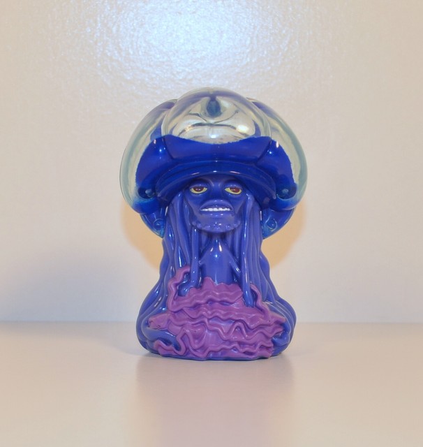 2004 Bernie Jellyfish 3.25" Burger King EUROPE Action Figure Shark Tale