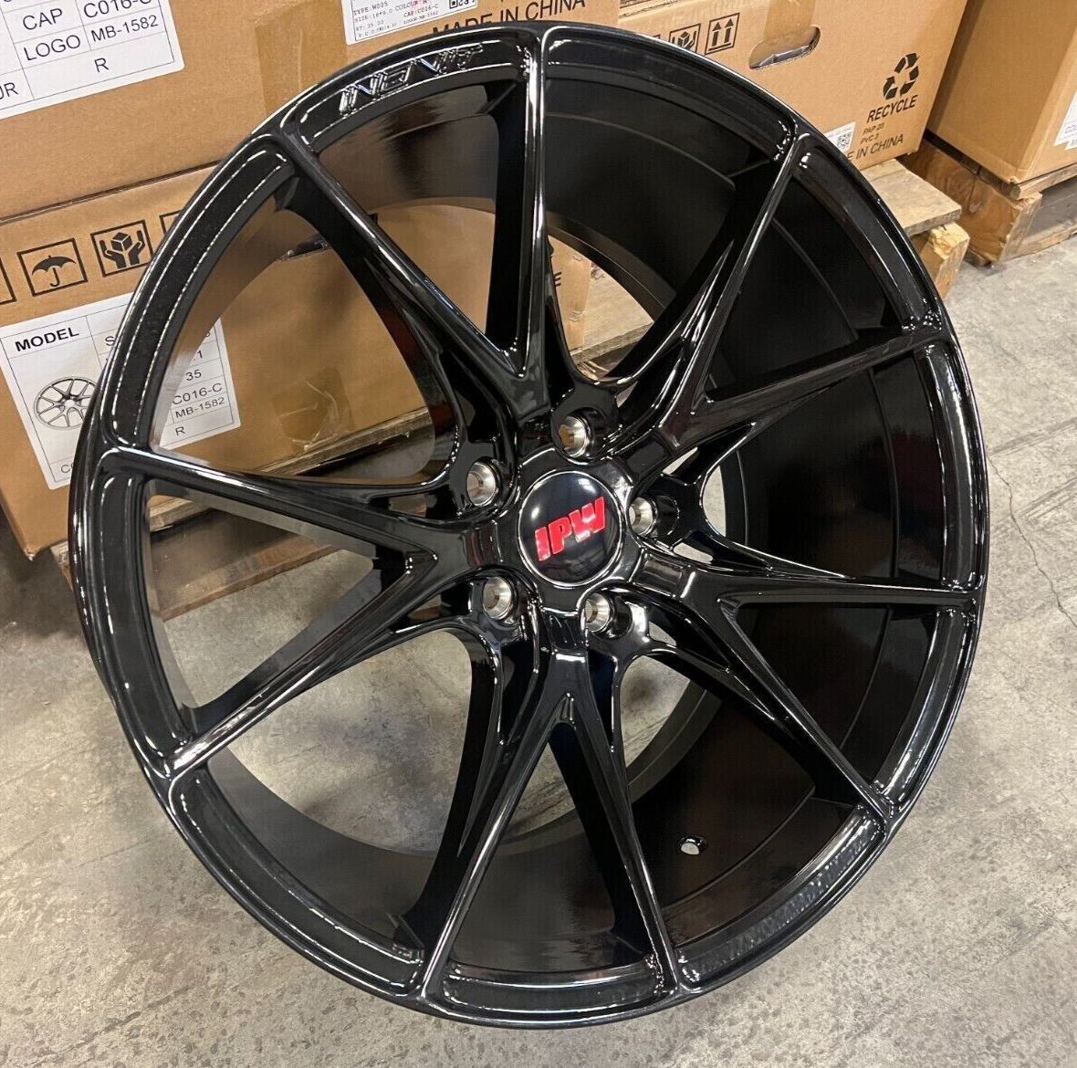 19x8.5 +35 5x114.3 CB 73.1 GLOSS BLACK WHEELS 19