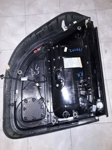 2002 AUDI A4 RH REAR DOOR PANEL BLACK - Image 2 of 4