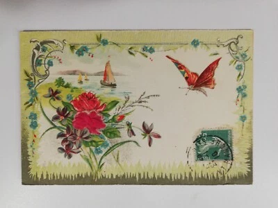 CPA - FANTAISIE - Carte gauffrée, Fleurs, papillon et bateaux sur un lac. - Photo 1/2