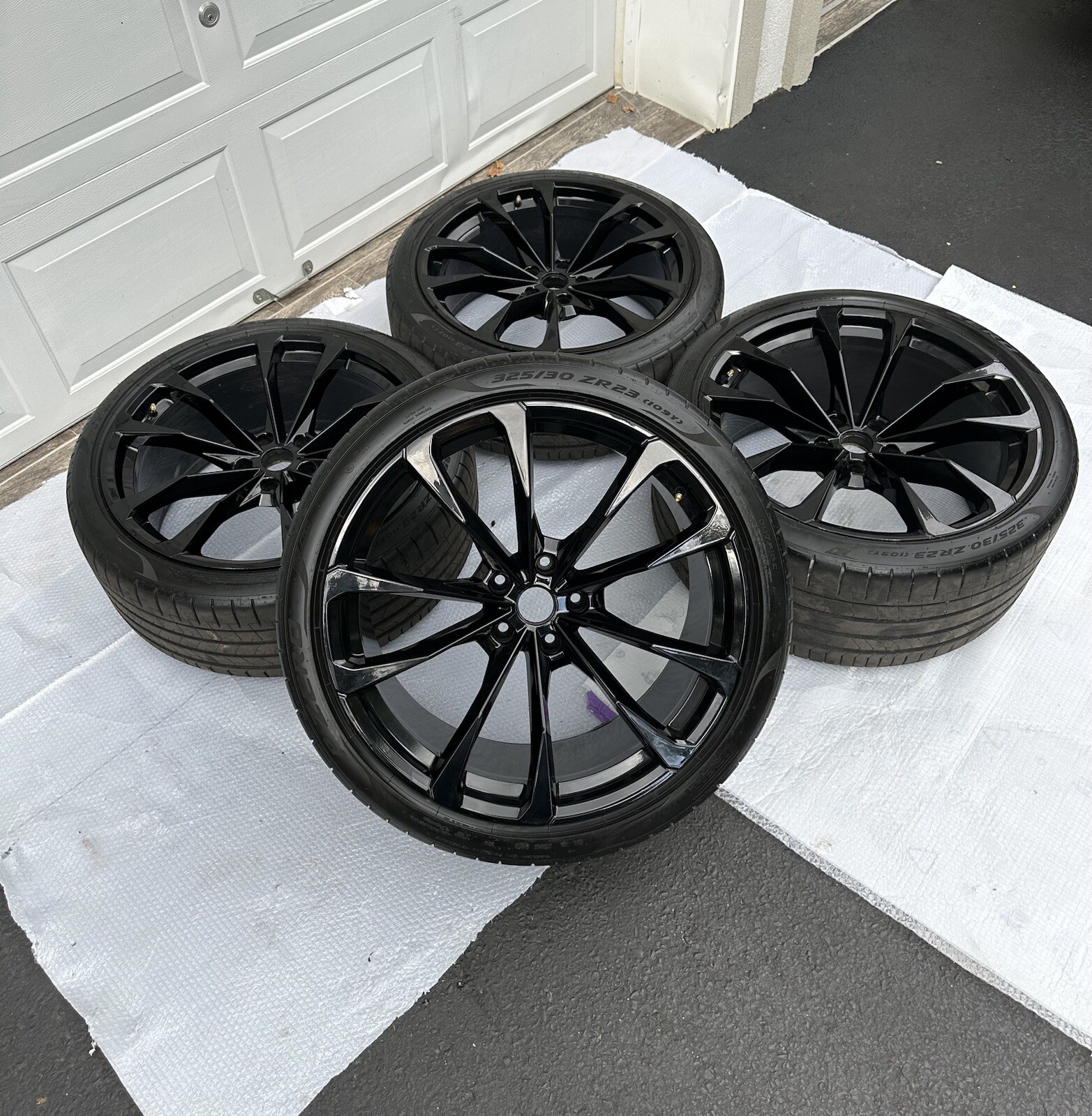OEM 23" LAMBORGHINI URUS RIMS WHEELS TIRES GENUINE SET OF 4 BLACK RIMS TPMS