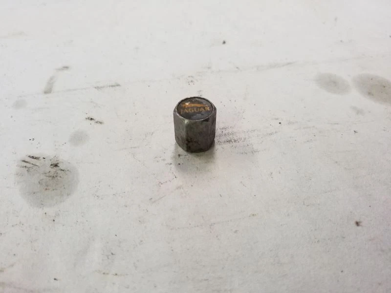 Tapa de vástago de válvula de rueda | Se adapta a Jaguar XJ6 XJS 1974-1987 Foto 2 de 4