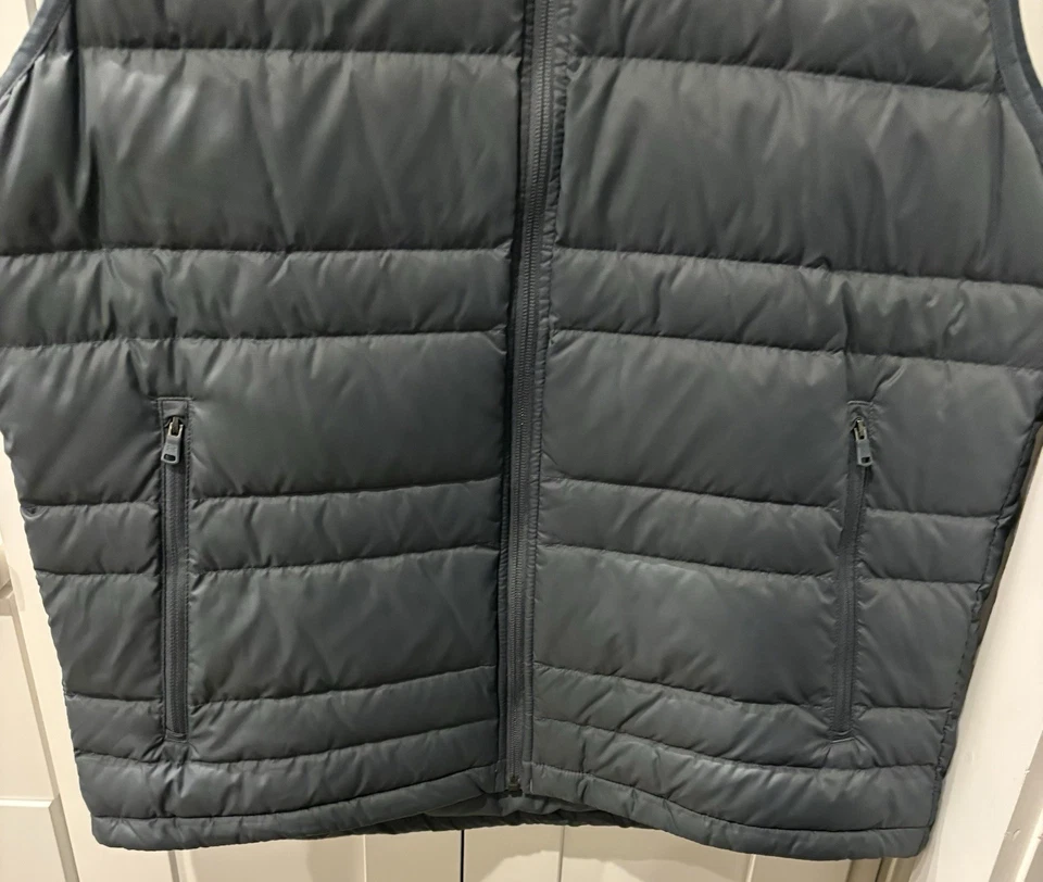 Under Armour Men’s Storm Insulated Vest Grey Large Nylon Logo Pockets NEVER WORN - Image 3 of 4