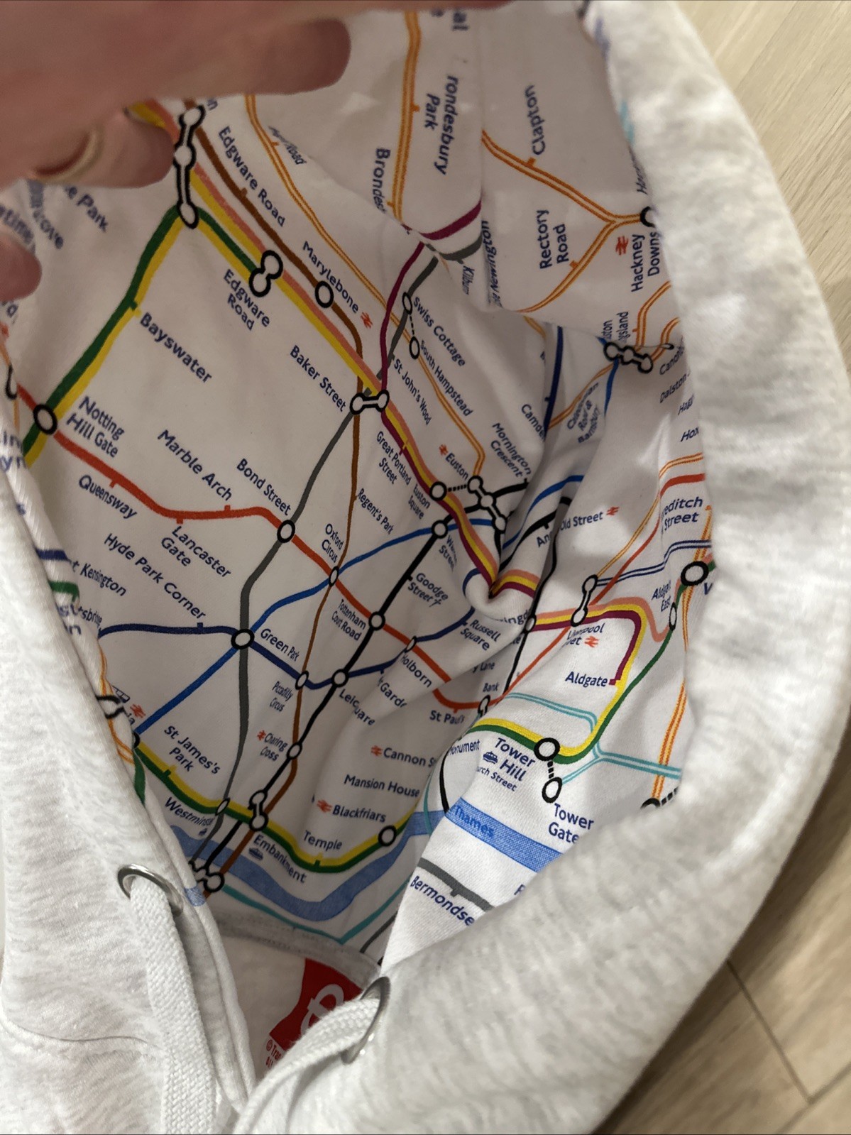 Mind The Gap Underground Unisex Sweatshirt Size Xl Grey