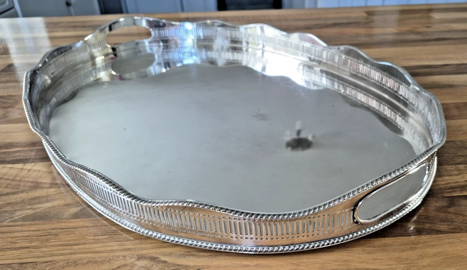 Silver Plate on Copper Large Gallery Tray- 56 cms x 38 cms-267 — 第 3/4 张图片