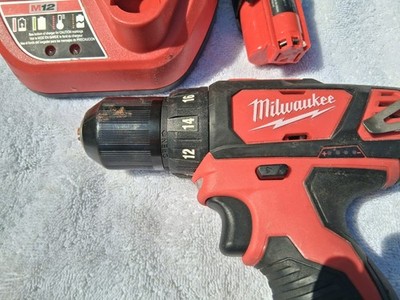 Milwaukee 2504-20 M12 12V Cordless Mini Drill/Driver - Red