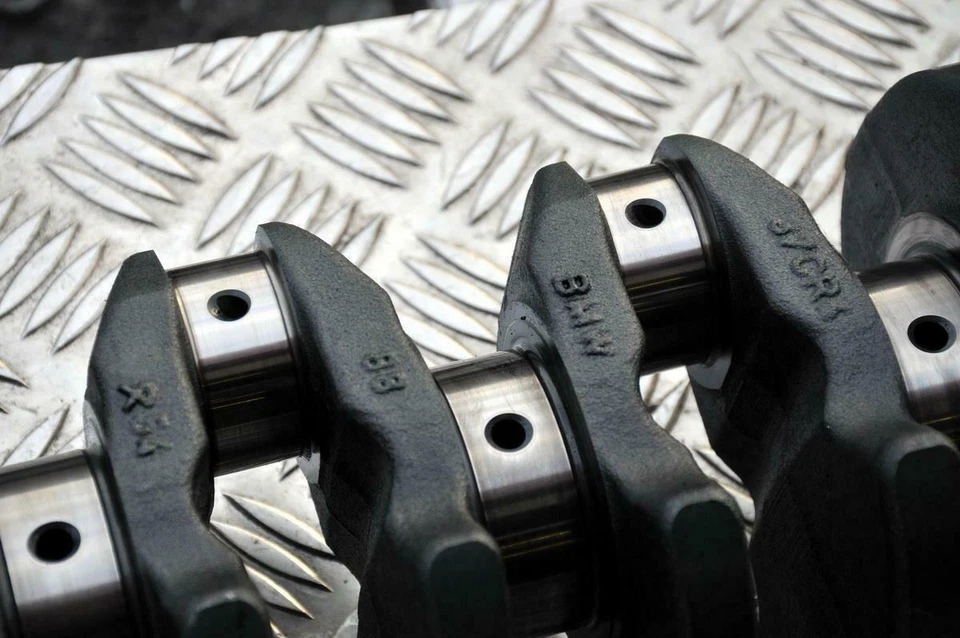 Cigüeñal motor Land Rover Freelander TD4 / BMW E39 E46 M47 37CR4 / 2246861 Foto 4 de 4