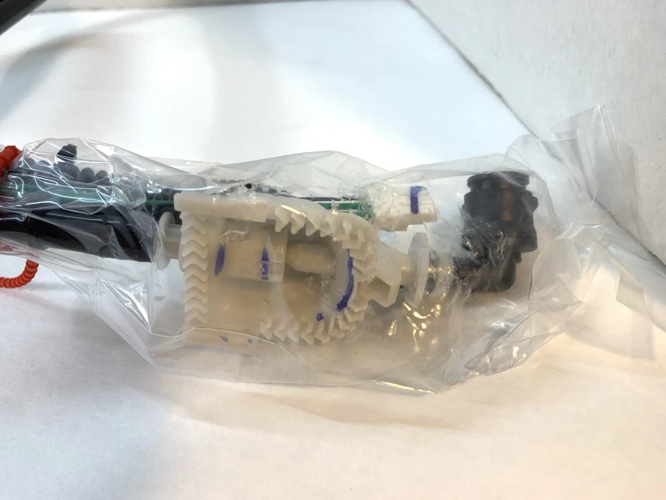 Conjunto de módulo de bomba de combustible Spectra SP5061M para BMW Foto 4 de 4