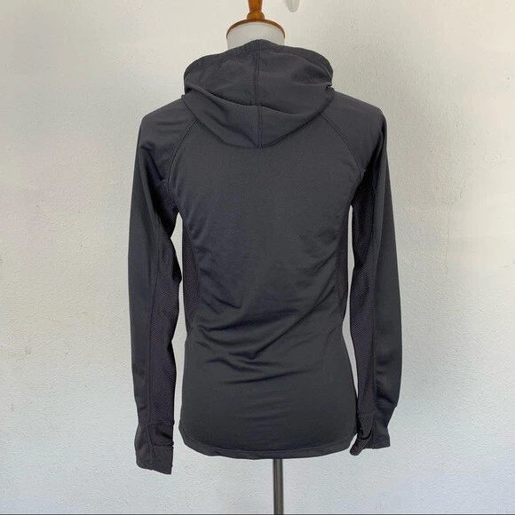 fabletics long sleeve hooded shirt