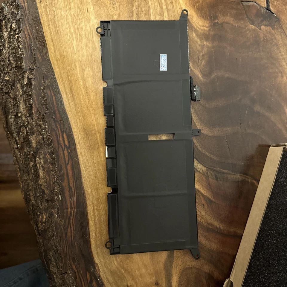 Dell DGH8 52W Replacement battery for Delll XPS 13 Laptop. - Image 3 of 4