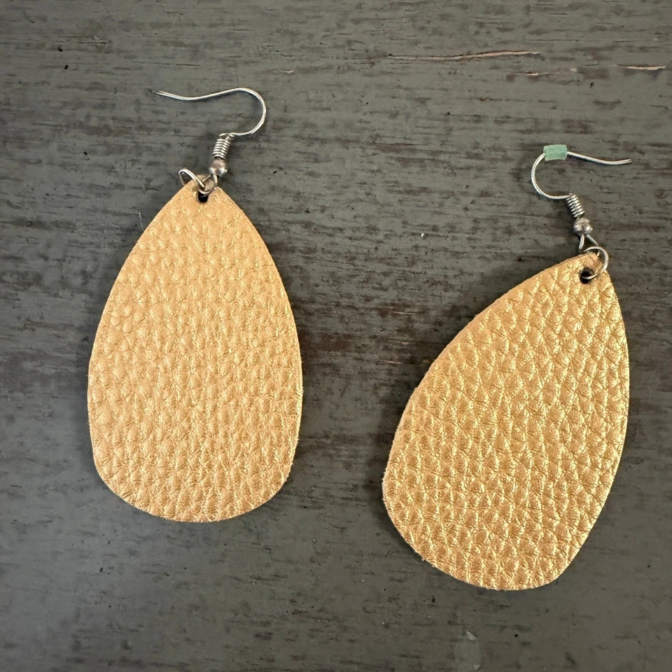 cream   Leather Woven Teardrop Dangle Earrings 3 Inch Boho Lightweight - Image 1 of 1