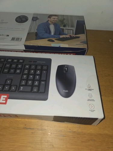Trust Primo Wireless Keyboard and Mouse Set QWERTY UK Layout, Low Profile Keys, - 第 8/23 張圖片