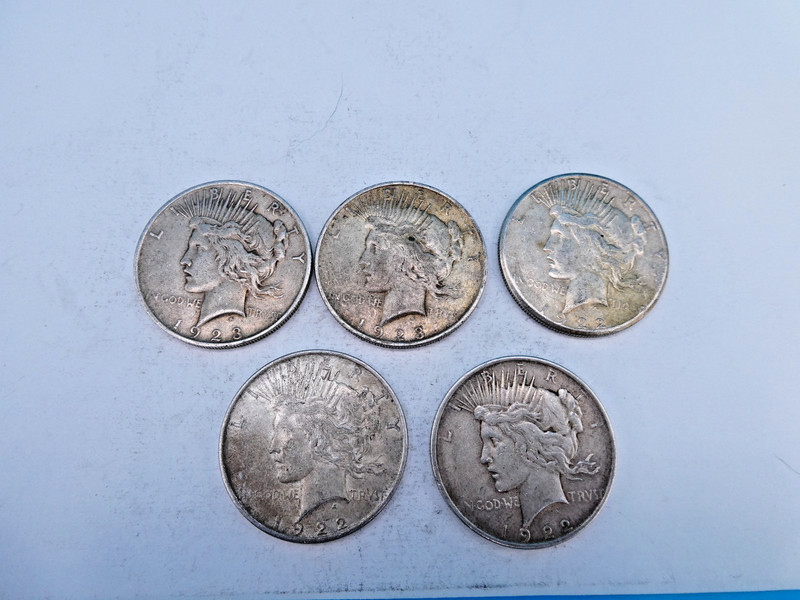 Lot of 5)  1922 & 1923 Silver Peace Dollars Circulated See Description. C1441