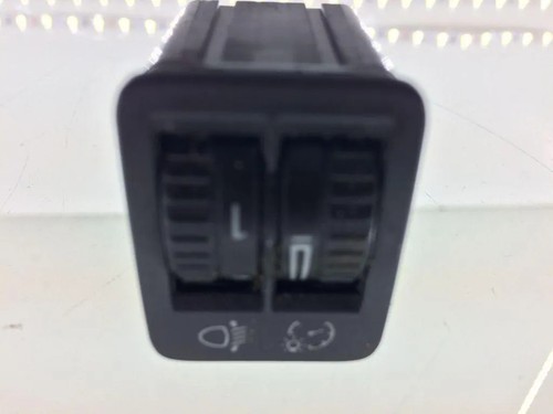 VW PASSAT B6 3C2 Schalter zur Einstellung der Scheinwerferhöhe 33209339