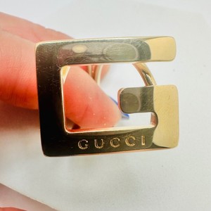 小物 OLD GUCCI Gold Scarf Ring Leather 小物 OLD GUCCI Gold Scarf Ring Leather Gucci scarf ring - Gem