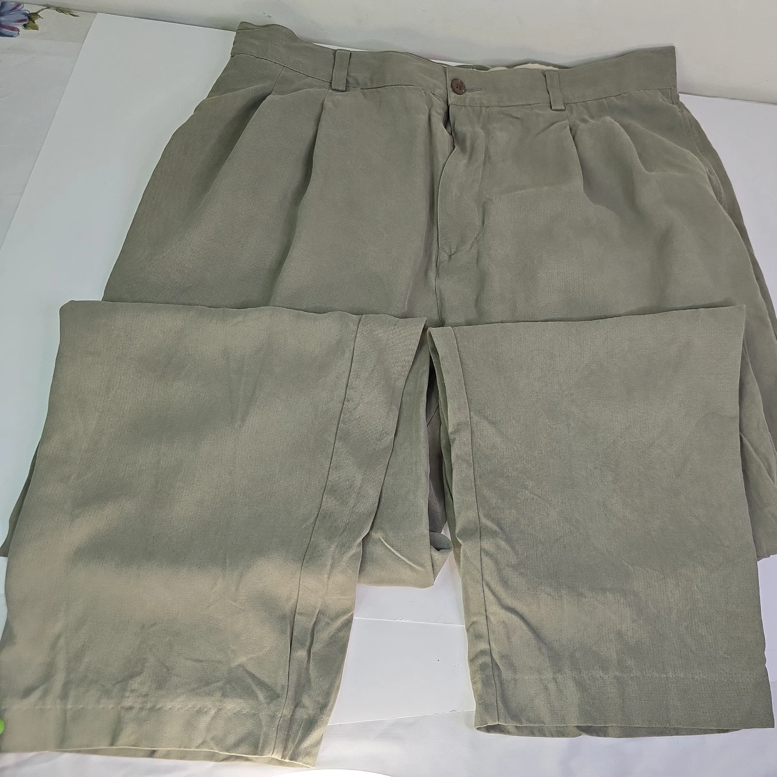 Tommy Bahama Silk Mens Pants W 36 Dark Olive Silk Relaxed Fit
