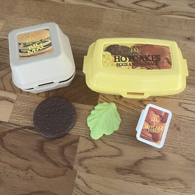 Fisher Price 1988 Fun With Food McDonald's Big Mac Hot Cakes Syrup Play Food