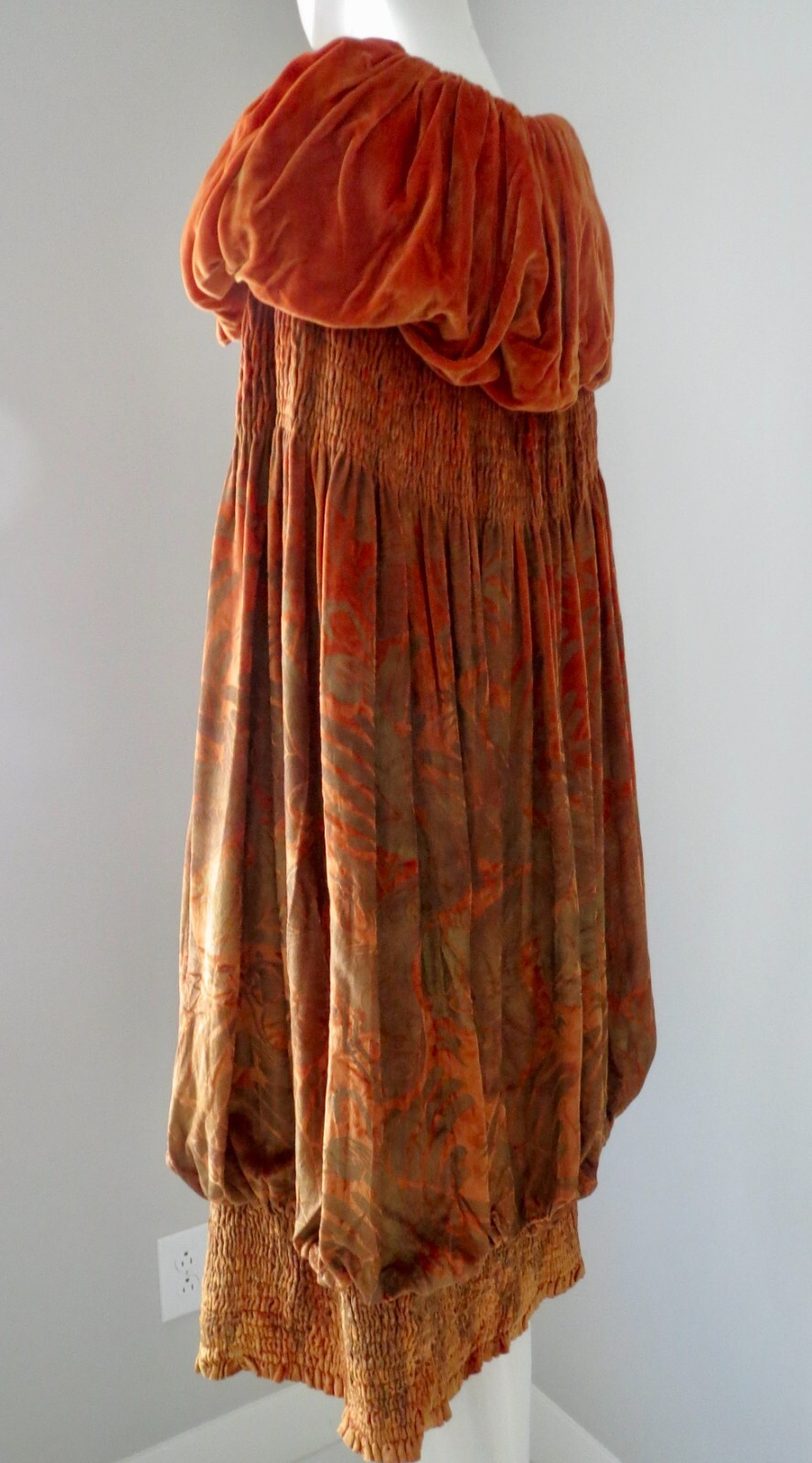 Antique 1920s Cocoon Coat Cape Silk Velvet Gold L… - image 8