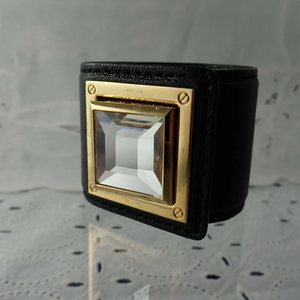 Pulsera Michael Kors ancha de cuero negro cristal transparente cierre clic envoltura 6 1/2" Foto 3 de 4