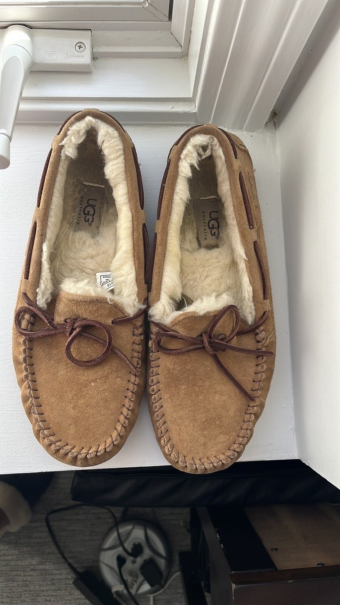 UGG 88276 Women's Dakota Size US9 Moccasin - Chestnut 889830775100