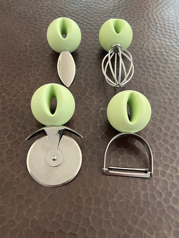 Alessi Faitoo 4 Pieces Cutlery by Philippe Starck - Image 2 of 4