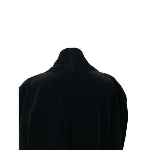 Vintage JS Collections Opera Coat Black Velvet Long Evening Size Medium - Picture 8 of 10