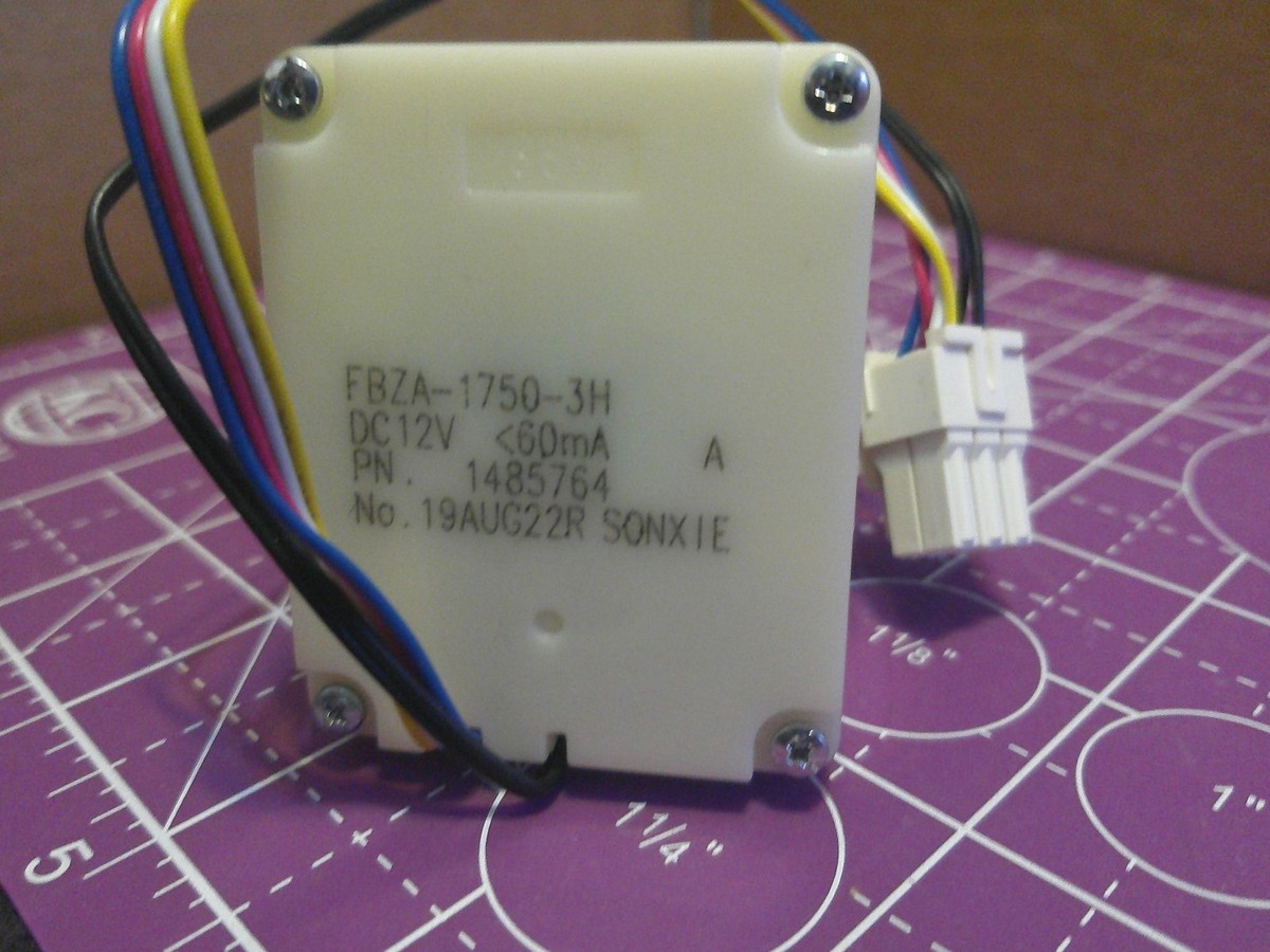 K1485764 - Hisense Genuine OEM Refrigerator Range Wind Gate