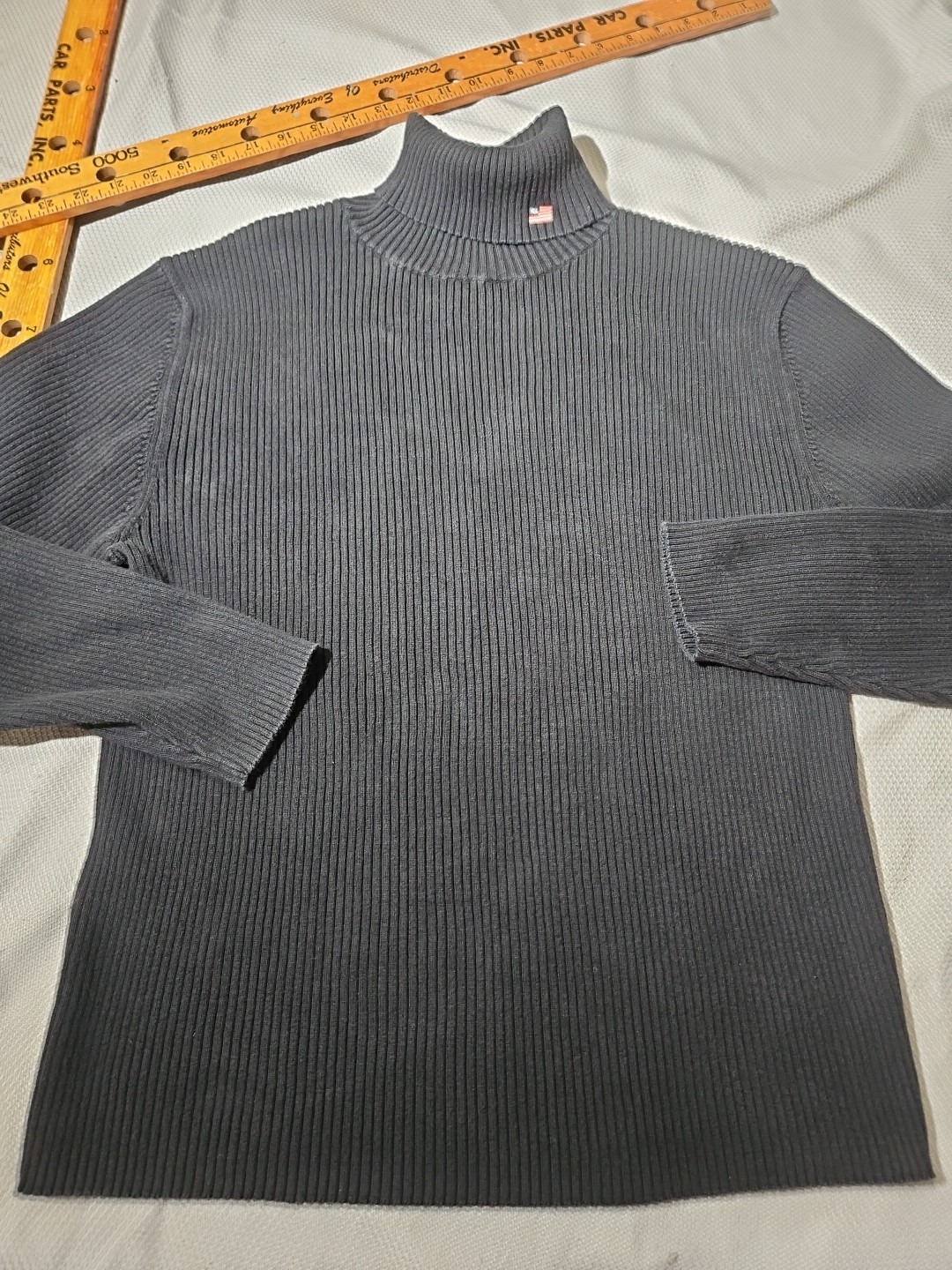 Picture 2 of 11