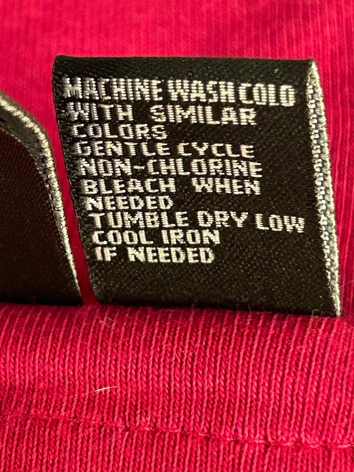 Blusa feminina Jason Maxwell gola dividida vermelha, tamanho grande. 1Q - Imagem 4 de 4