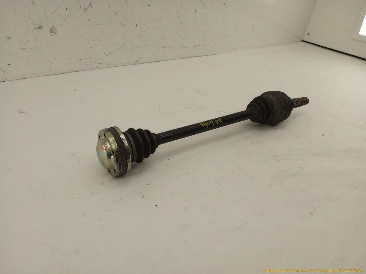 Maserati Quattroporte M139 Passenger Right Rear Axle Drive Shaft Fits 2003-2008