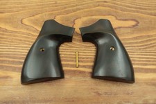 Hg9304 Smooth Target Grips For Smith Wesson N Frame Square Butt Dark Wood Nice