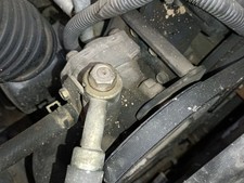 Pompe direction assistée Mitsubishi MONTERO