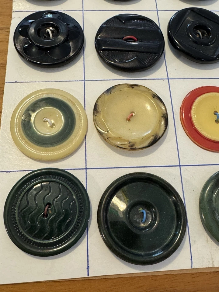 30 Old Vintage Celluloid Buttons on Collector's Card Large 1.5" Diameter - Image 3 of 4