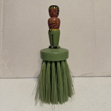 VINTAGE WOODEN FIGURAL MAN PRIMITIVE BRUSH NOVELTY VANITY ANTIQUE WHISK BARBER  