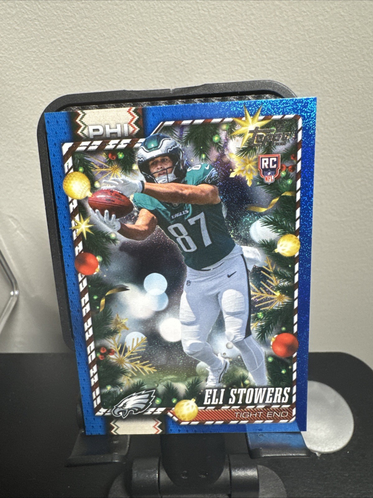 2026 Topps Holiday Football Eli Stowers Blue Glitter #189 RC
