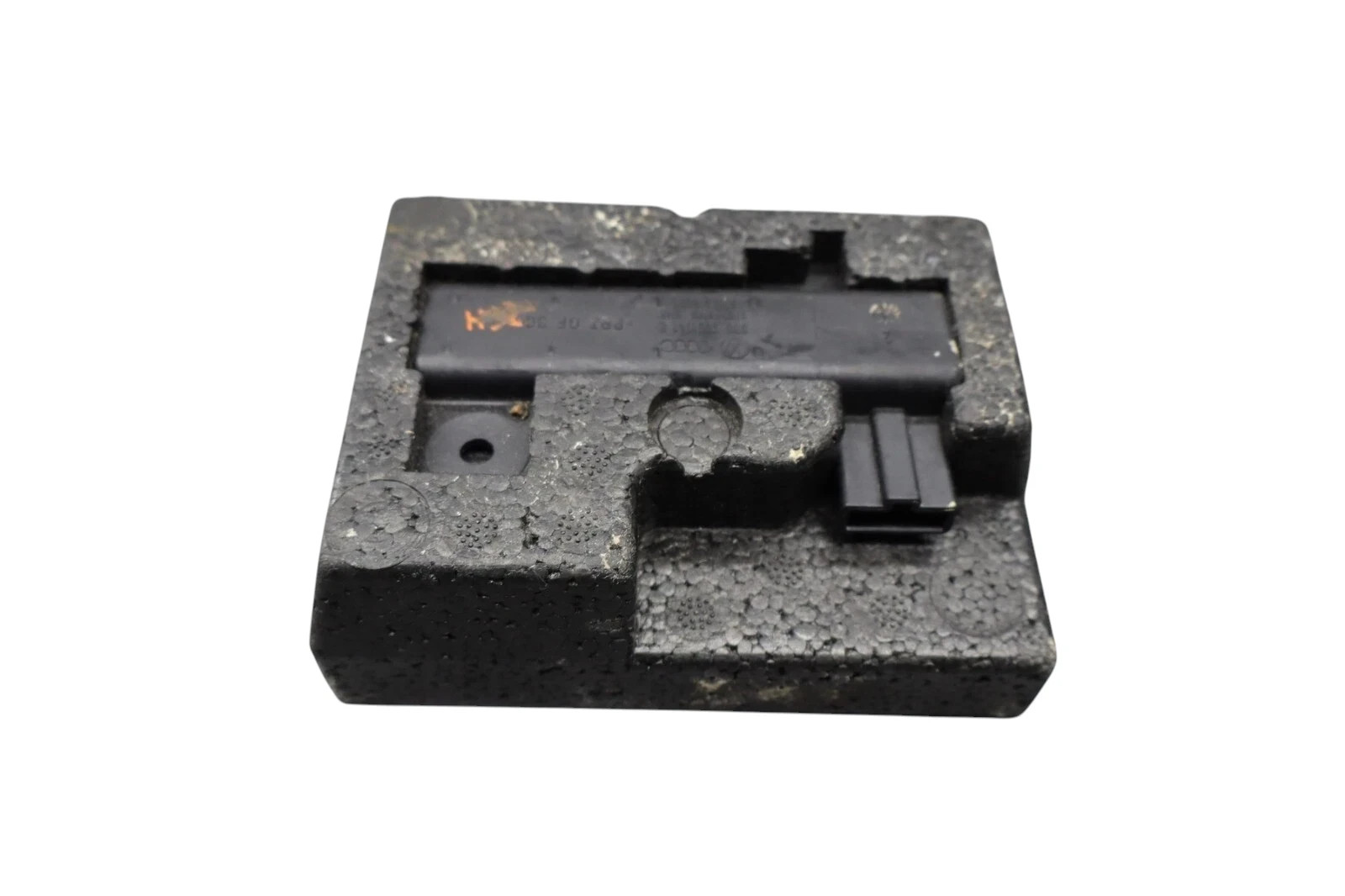 Bentley Continental Flying Spur 2006-2012 Keyless entry module P/N 3D0909141E