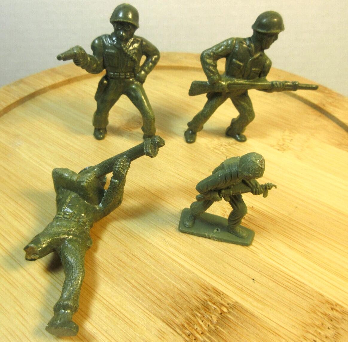 vintage lot green army soldiers military plastic mold retro toy