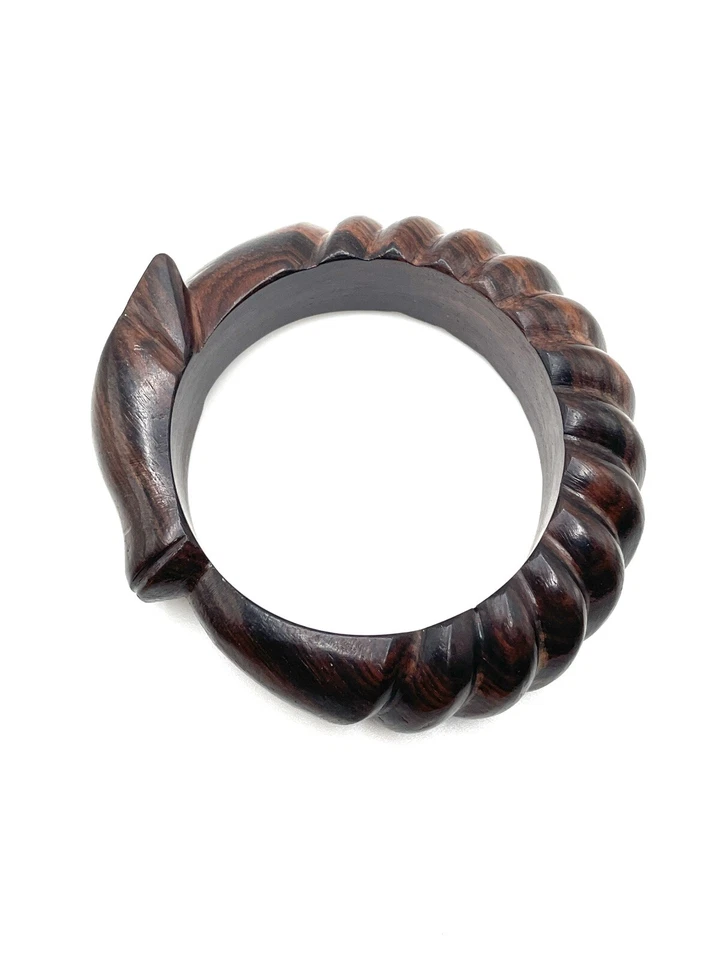 Brazalete Brazalete De Colección Ouroboros Artesanal Tallado a Mano Madera de Cerezo Dragón Serpiente Audaz Foto 3 de 4